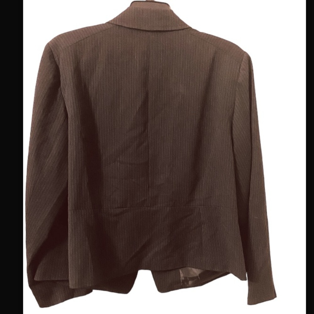 RAFAELLA Black Pinstripe Vertical Lines Notched Collar Button Lined Blazer - Picture 2 of 7